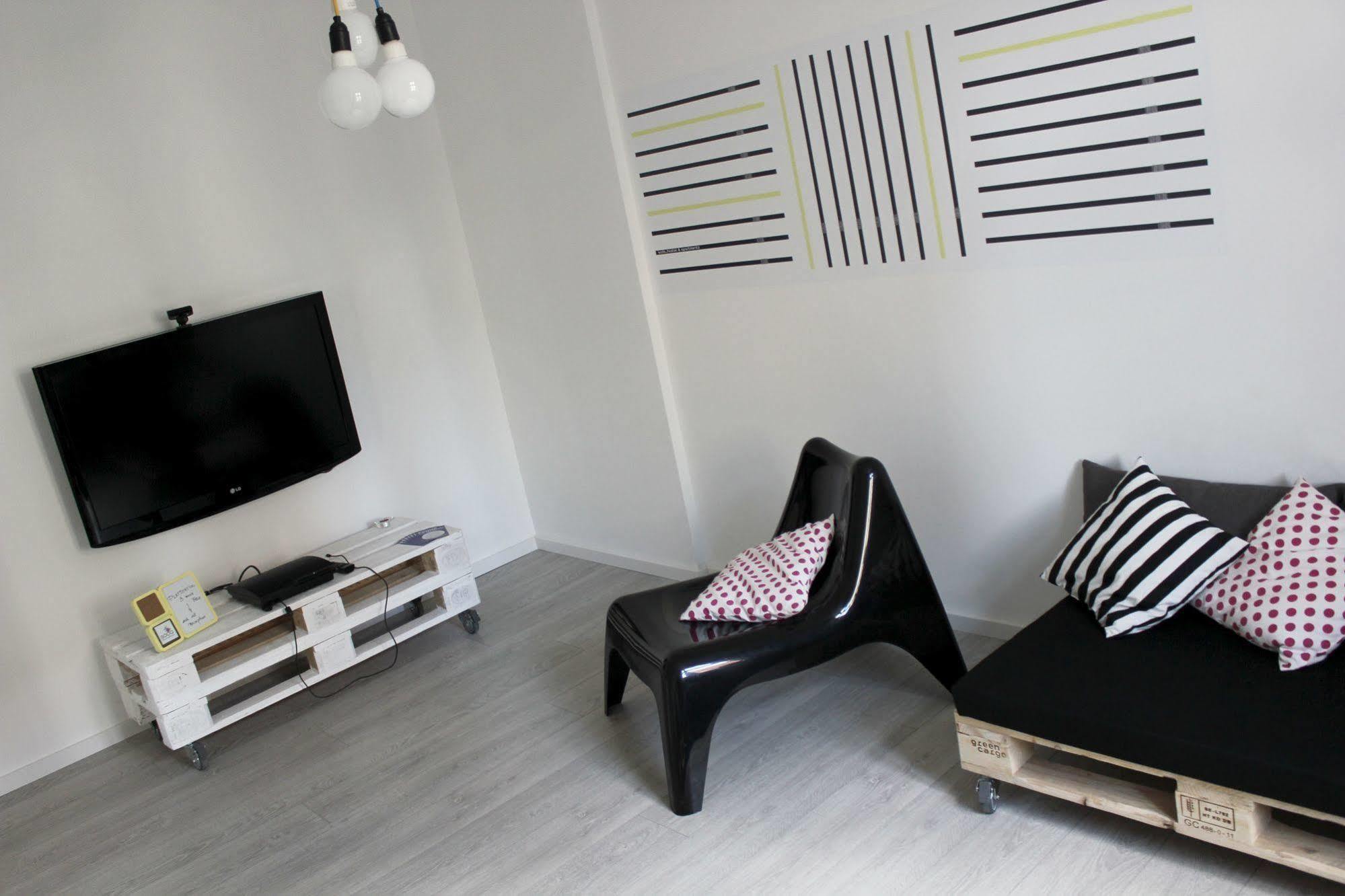 Soda Hostel & Apartments Poznan Luaran gambar